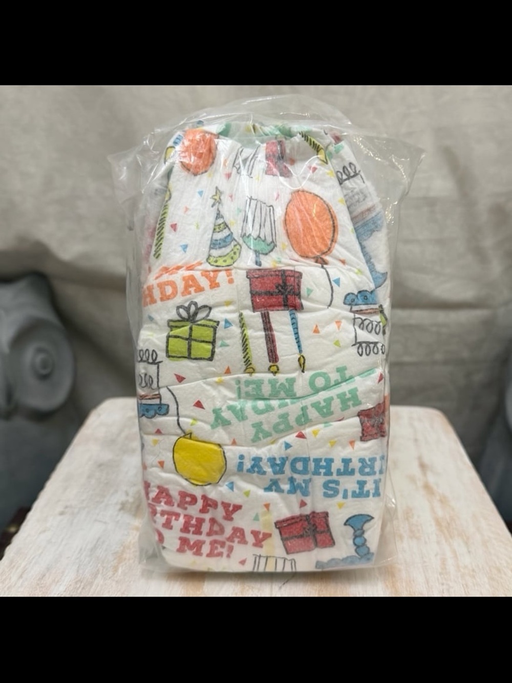 ⚡️⭐️The Honest Company Happy Birthday, Baby Diapers - Size 3